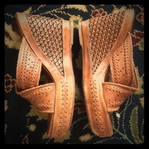 Frye brand 7B studded wedge